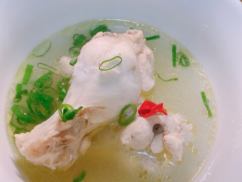 南部鉄器で!手羽元のニンニクスープ